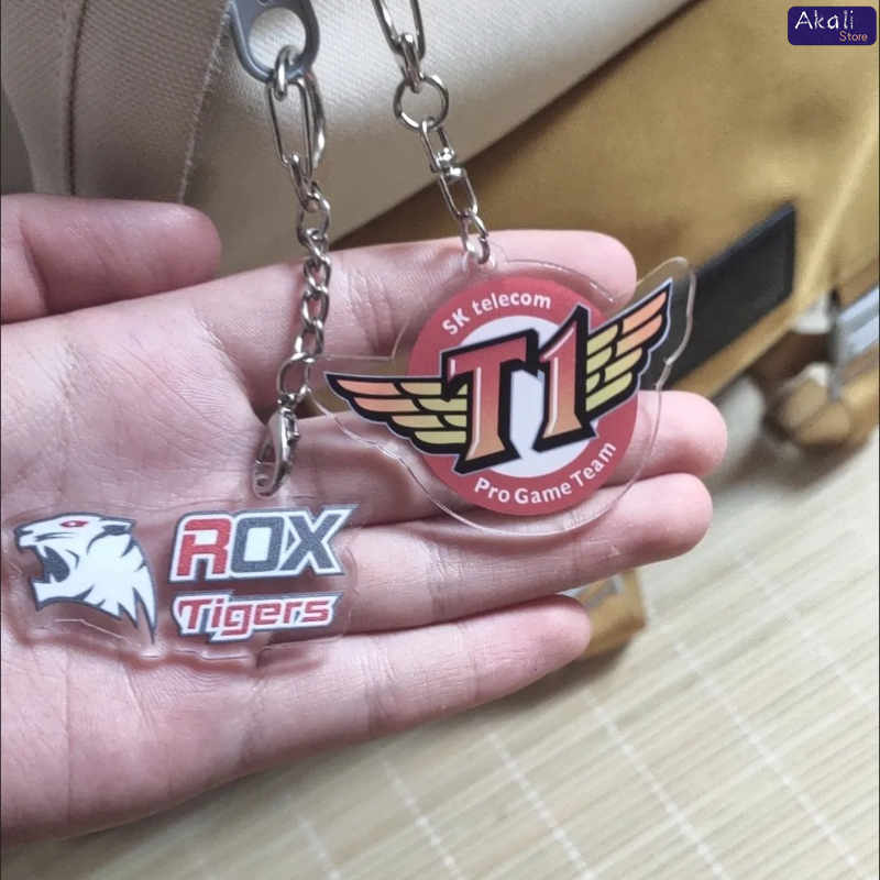 LOL Esports Team Logo Keychain - огляд і ціна Gaming Accessories Bag